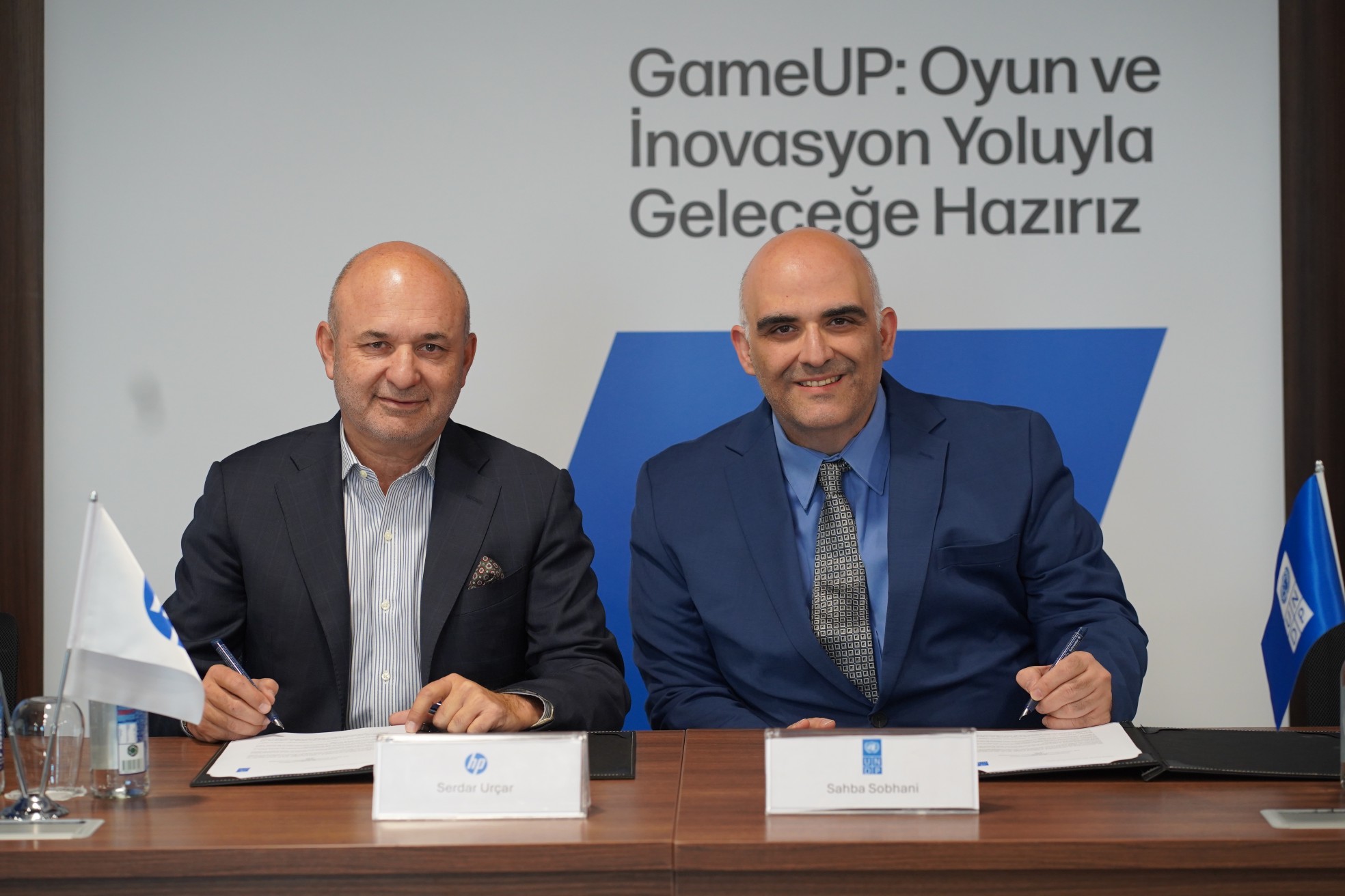 HP ve UNDP'den Gençlerin Dijital Becerilerini Geliştirmek İçin İş Birliği