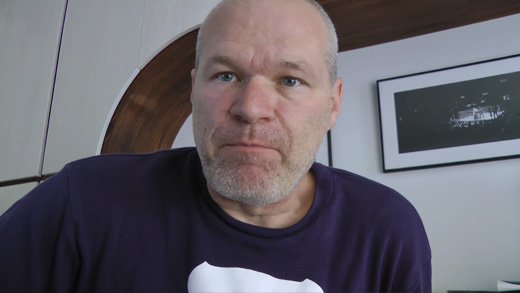 Uwe Boll Ona Destek Vermediğiniz İçin Size Küfrediyor
