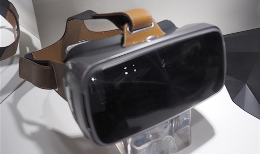 Asus Sanal Gerçeklik Dünyasına Giriyor