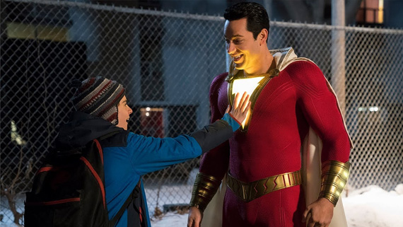 Shazam! Filminden Yeni Gelen Fotoğraf Dr.Sivana'yı Gösteriyor