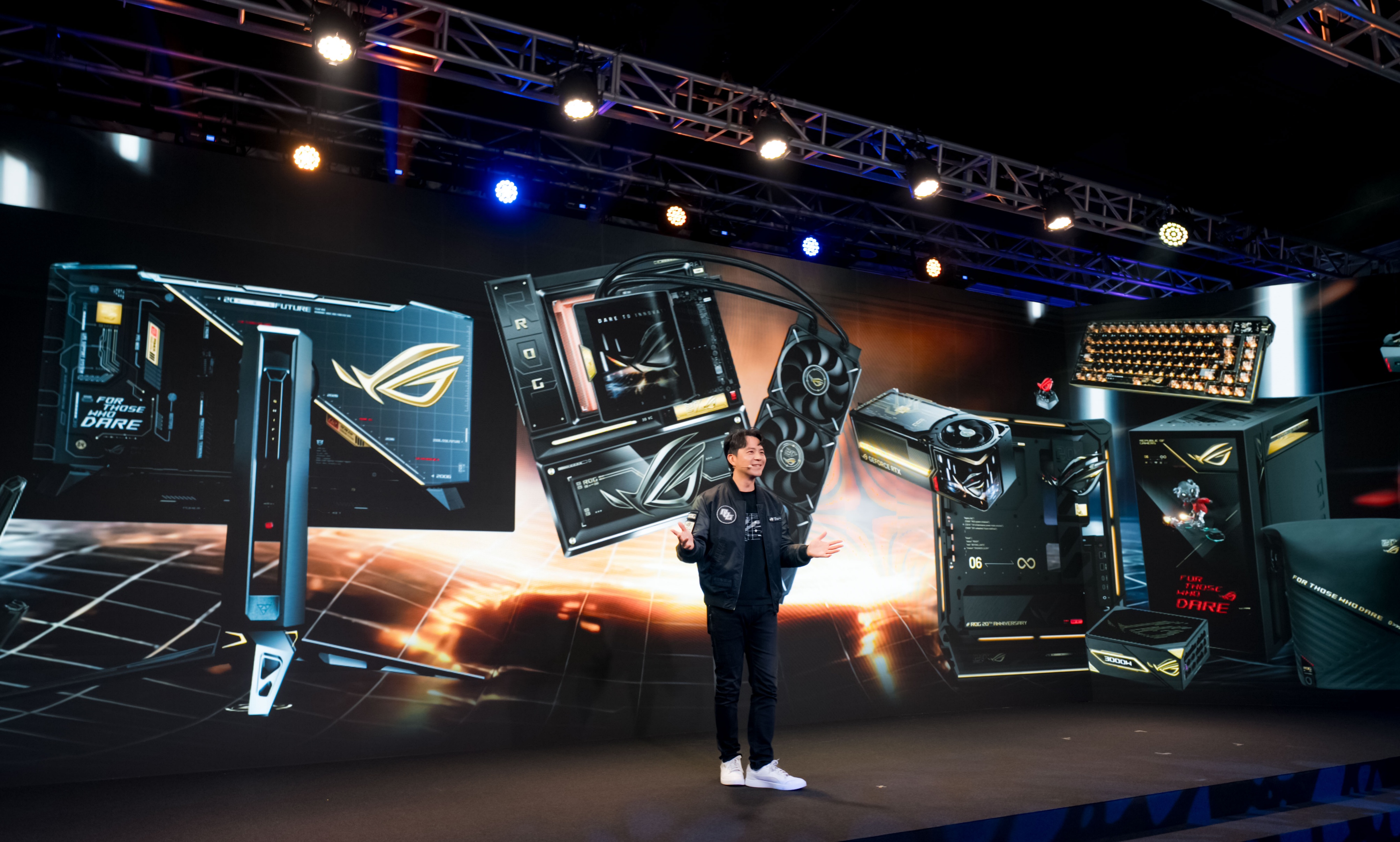 ASUS ve Republic of Gamers, Computex'te Yeni Edition 20 Modellerini Tanıttı